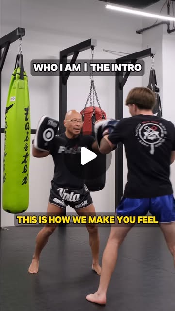 Kru Ray coaching pad work